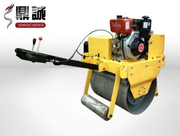 點(diǎn)擊查看詳細(xì)信息<br>標(biāo)題：重型手扶式單鋼輪壓路機(jī) 閱讀次數(shù)：13025