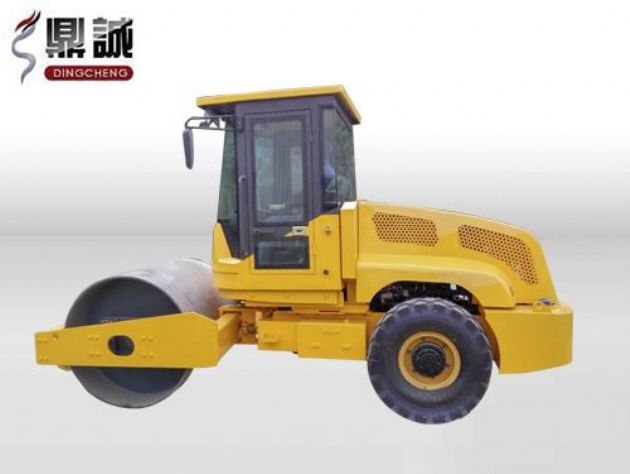 點(diǎn)擊查看詳細(xì)信息<br>標(biāo)題：6噸單鋼輪振動(dòng)壓路機(jī) 閱讀次數(shù)：13111