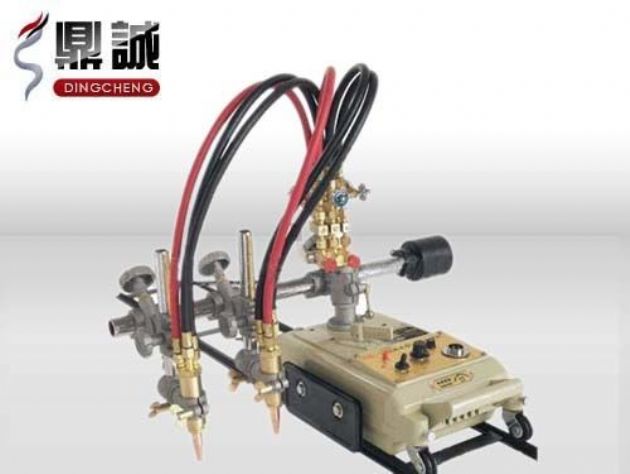 點擊查看詳細信息<br>標題：雙頭多頭火焰切割機 閱讀次數(shù)：4392