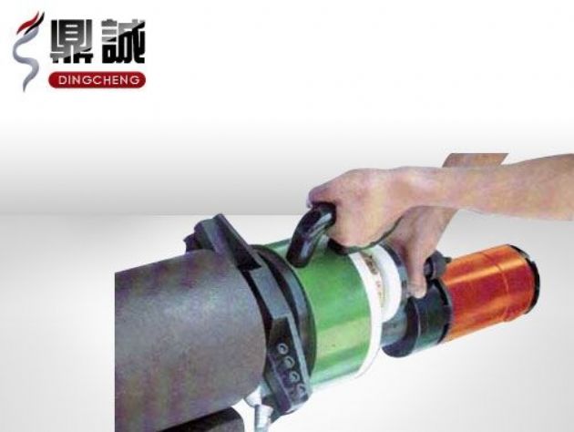 點擊查看詳細信息<br>標題：Y型內(nèi)漲式管子坡口機 閱讀次數(shù)：4624